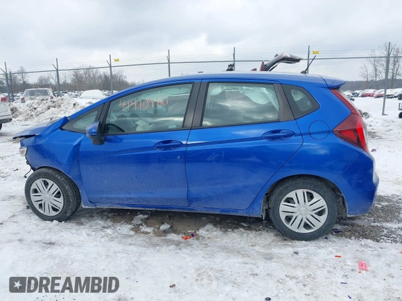 2020 Honda Fit LX z VIN 3HGGK5H43LM716911, wystawiony jako IAAI lot #41410480 z przebiegiem 71 983 mil mil oraz . Historia ofert i sprzedaży dostępna na DreamBid. Obrazek 15.