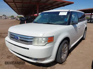 2011 Ford Flex SE with VIN 2FMGK5BC2BBD24318, listed as a IAAI auction lot 41909380 with 189,977 mi miles. Bid and sale history available at carsss.com. Image 2.