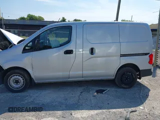 2019 Nissan NV200 Compact Cargo S with VIN 3N6CM0KNXKK699172, listed as a IAAI auction lot 40029579 with 143,429 mi miles. Bid and sale history available at carsss.com. Image 14.