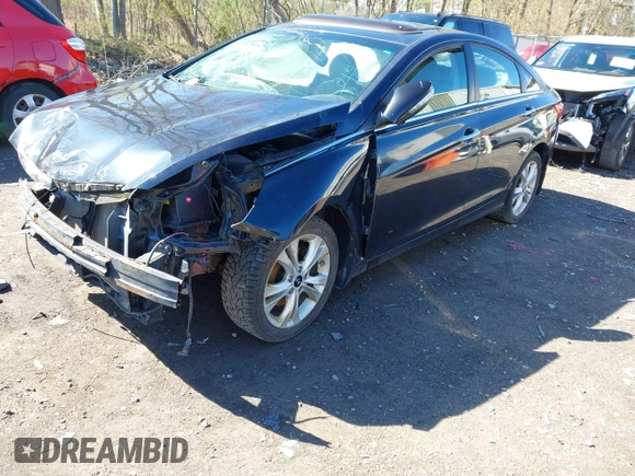 2011 Hyundai Sonata Limited with VIN 5NPEC4AC4BH296899, listed as a IAAI auction lot 42097742 with 147,010 mi miles and . Bid and sale history available at DreamBid. Image 2.