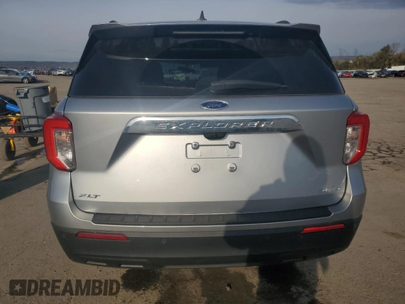 2023 Ford Explorer XLT with VIN 1FMSK8DH0PGB85195, listed as a Copart auction lot 52736605 with 21,867 mi miles and Salvage Title. Bid and sale history available at carsss.com. Image 6.