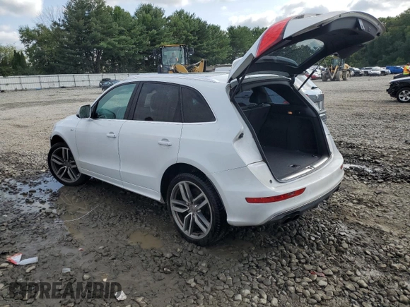 2014 Audi SQ5 Premium Plus with VIN WA1CGAFP3EA015123, listed as a Copart auction lot 69677294 with 59,328 mi miles and Salvage Title. Bid and sale history available at carsss.com. Image 2.