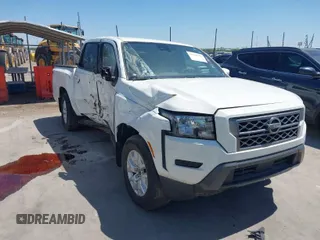 2022 Nissan Frontier SV with VIN 1N6ED1EJ8NN650378, listed as a IAAI auction lot 39310357 with 45,898 mi miles. Bid and sale history available at carsss.com. Image 1.