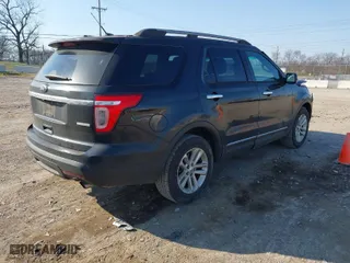 2014 Ford Explorer XLT with VIN 1FM5K7D90EGA20681, listed as a IAAI auction lot 41751453 with 193,709 mi miles. Bid and sale history available at carsss.com. Image 4.