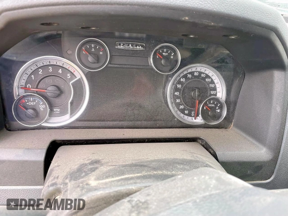 2015 Ram 1500 Outdoorsman z VIN 1C6RR7LM1FS688552, wystawiony jako Copart lot #57871575 z przebiegiem Nie podano mil oraz Czysty tytuł • Clean title. Historia ofert i sprzedaży dostępna na DreamBid. Obrazek 8.