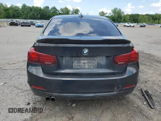 2013 BMW 3 Series 328i xDrive z VIN WBA3B5C51DF593458, wystawiony jako Copart lot #64755635 z przebiegiem 88 820 mil mil oraz Szkoda całkowita • Salvage title. Historia ofert i sprzedaży dostępna na DreamBid. Obrazek 6.