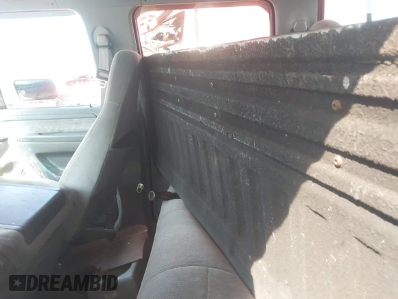 1996 Ford F-350 with VIN 1FTJW35F1TEA15051, listed as a IAAI auction lot 40357502 with Not provided miles and . Bid and sale history available at DreamBid. Image 8.