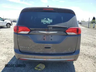 2017 Chrysler Pacifica Touring L z VIN 2C4RC1BG7HR598703, wystawiony jako Copart lot #52898815 z przebiegiem 106 720 mil mil oraz Szkoda całkowita • Salvage title. Historia ofert i sprzedaży dostępna na DreamBid. Obrazek 6.