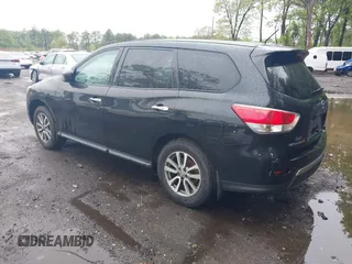 2014 Nissan Pathfinder S z VIN 5N1AR2MM5EC713691, wystawiony jako IAAI lot #42189966 z przebiegiem 142 904 mil mil oraz . Historia ofert i sprzedaży dostępna na DreamBid. Obrazek 3.