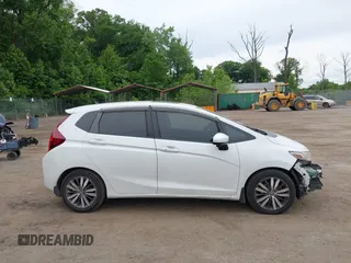 2016 Honda Fit EX с VIN JHMGK5H77GS004034, выставлен на аукционе IAAI как лот 42364161 с пробегом 127 234 миль миль и . История ставок и продаж доступна на DreamBid. Изображение 14.