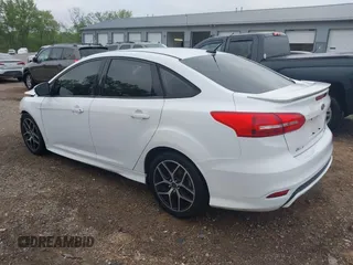 2016 Ford Focus SE with VIN 1FADP3F21GL288553, listed as a IAAI auction lot 42253117 with 107,727 mi miles and . Bid and sale history available at DreamBid. Image 3.