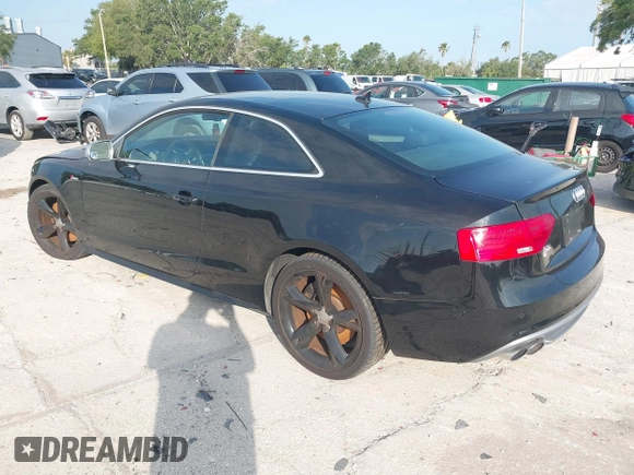 2013 Audi S5 Premium Plus z VIN WAUCGAFR6DA023803, wystawiony jako IAAI lot #42036505 z przebiegiem 140 079 mil mil oraz . Historia ofert i sprzedaży dostępna na DreamBid. Obrazek 3.