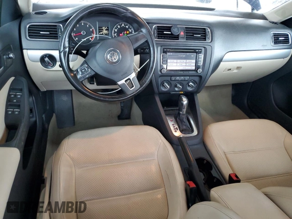 2013 Volkswagen Jetta SE with VIN 3VWDP7AJXDM379392, listed as a Copart auction lot 61598235 with 119,005 mi miles and Salvage title. Bid and sale history available at DreamBid. Image 8.
