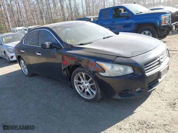 2011 Nissan Maxima 3.5 SV w/Premium Pkg with VIN 1N4AA5AP5BC840454, listed as a IAAI auction lot 41611411 with 268,147 mi miles. Bid and sale history available at carsss.com. Image 1.