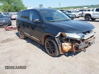 2020 Mitsubishi Outlander SE z VIN JA4AD3A30LZ022397, wystawiony jako IAAI lot #42206829 z przebiegiem 107 709 mil mil oraz . Historia ofert i sprzedaży dostępna na DreamBid. Obrazek 1.