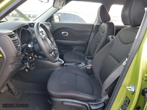 2015 Kia Soul with VIN KNDJN2A22F7805130, listed as a Copart auction lot 84556124 with 67,287 mi miles and Clean Title. Bid and sale history available at carsss.com. Image 7.