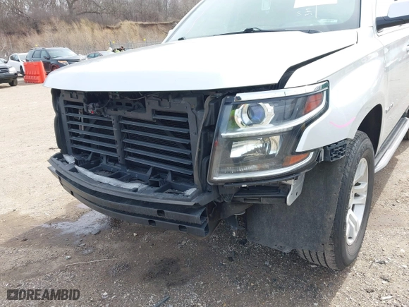 2017 Chevrolet Tahoe LS with VIN 1GNSCAKC6HR116198, listed as a IAAI auction lot 41861759 with 173,102 mi miles. Bid and sale history available at carsss.com. Image 6.