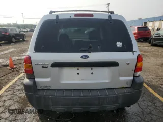 2006 Ford Escape XLT with VIN 1FMYU03196KC63432, listed as a Copart auction lot 66897524 with 214,049 mi miles and Clean Title. Bid and sale history available at carsss.com. Image 6.