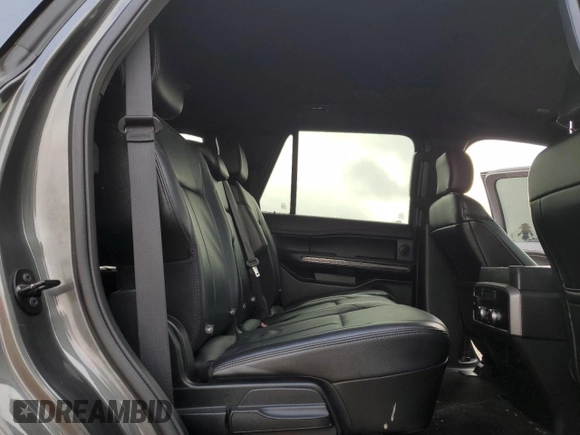 2018 Ford Expedition XLT with VIN 1FMJU1HT4JEA13346, listed as a Copart auction lot 51070495 with 100,130 mi miles and Salvage title. Bid and sale history available at DreamBid. Image 11.