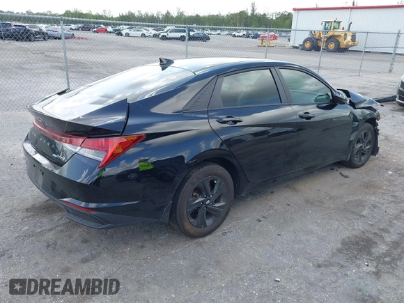 2023 Hyundai Elantra Blue z VIN KMHLM4AJ8PU043144, wystawiony jako IAAI lot #42357892 z przebiegiem 46 026 mil mil oraz . Historia ofert i sprzedaży dostępna na DreamBid. Obrazek 4.