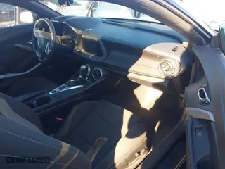 2018 Chevrolet Camaro 1LT with VIN 1G1FB1RSXJ0150240, listed as a IAAI auction lot 41435241 with 46,753 mi miles. Bid and sale history available at carsss.com. Image 5.