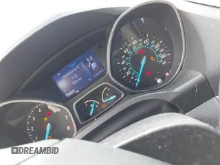 2013 Ford Escape SE with VIN 1FMCU0GXXDUB85818, listed as a IAAI auction lot 41848033 with 128,638 mi miles and . Bid and sale history available at DreamBid. Image 15.