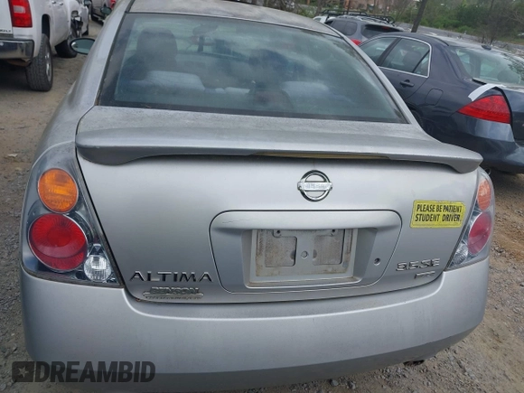 2002 Nissan Altima SE with VIN 1N4BL11D22C276694, listed as a IAAI auction lot 41949577 with 170,000 mi miles. Bid and sale history available at carsss.com. Image 16.