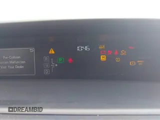 2017 Toyota Prius Plus z VIN JTDKARFPXH3053894, wystawiony jako IAAI lot #42208119 z przebiegiem 115 439 mil mil oraz . Historia ofert i sprzedaży dostępna na DreamBid. Obrazek 7.