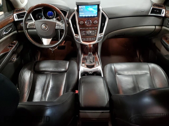 2010 Cadillac SRX Luxury Collection z VIN 3GYFNDEYXAS598586, wystawiony jako Copart lot #58769115 z przebiegiem 174 634 mil mil oraz Szkoda całkowita • Salvage title. Historia ofert i sprzedaży dostępna na DreamBid. Obrazek 8.
