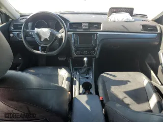 2018 Volkswagen Passat 2.0T S with VIN 1VWAA7A38JC034381, listed as a Copart auction lot 46028605 with 0 mi miles and Salvage Title. Bid and sale history available at carsss.com. Image 8.