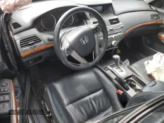 2011 Honda Accord EX-L with VIN 1HGCP3F83BA029580, listed as a Copart auction lot 61879515 with 192,131 mi miles and Salvage title. Bid and sale history available at DreamBid. Image 8.