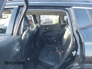 2018 Jeep Compass Altitude with VIN 3C4NJDBB5JT117506, listed as a IAAI auction lot 41447381 with 93,577 mi miles and . Bid and sale history available at carsss.com. Image 8.