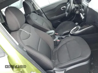 2016 Kia Soul z VIN KNDJN2A22G7861280, wystawiony jako IAAI lot #42451510 z przebiegiem 154 433 mil mil oraz . Historia ofert i sprzedaży dostępna na DreamBid. Obrazek 5.