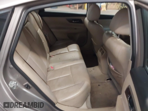 2014 Nissan Altima 2.5 with VIN 1N4AL3APXEN255733, listed as a IAAI auction lot 41566176 with 189,993 mi miles. Bid and sale history available at carsss.com. Image 8.