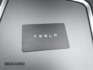 2024 Tesla Model Y Long Range z VIN 7SAYGDEE5RA260614, wystawiony jako IAAI lot #42191551 z przebiegiem 16 375 mil mil oraz . Historia ofert i sprzedaży dostępna na DreamBid. Obrazek 11.