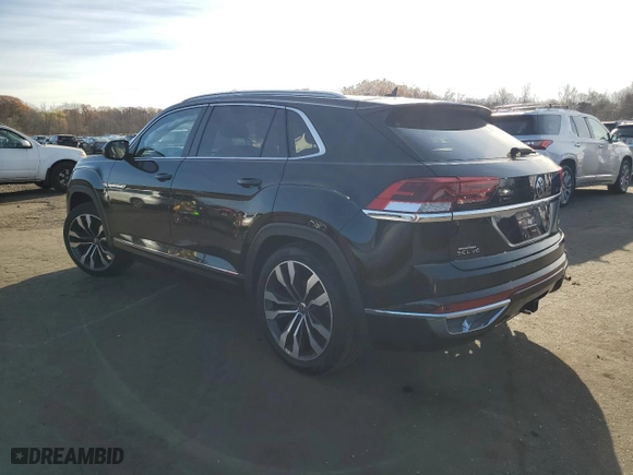 2021 Volkswagen Atlas Cross Sport 3.6L V6 SEL with VIN 1V2SE2CAXMC212580, listed as a Copart auction lot 79610504 with 47,071 mi miles and Salvage Title. Bid and sale history available at carsss.com. Image 2.