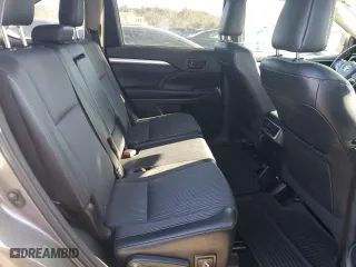 2016 Toyota Highlander LE with VIN 5TDBKRFHXGS301659, listed as a Copart auction lot 88334035 with 120,093 mi miles and Salvage Title. Bid and sale history available at carsss.com. Image 12.