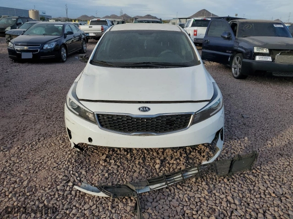 2017 Kia Forte LX with VIN 3KPFK4A70HE113747, listed as a Copart auction lot 86113054 with 122,875 mi miles and Salvage Title. Bid and sale history available at carsss.com. Image 5.