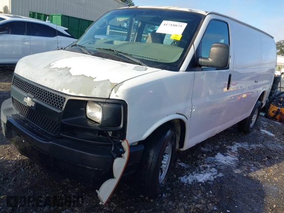2007 Chevrolet Express Cargo Van with VIN 1GCGG25V571104532, listed as a IAAI auction lot 41718875 with 174,955 mi miles. Bid and sale history available at carsss.com. Image 2.