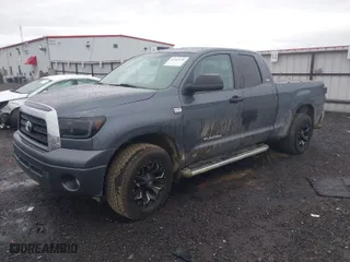 2007 Toyota Tundra SR5 with VIN 5TFBT54127X005167, listed as a IAAI auction lot 41967038 with 112,459 mi miles. Bid and sale history available at carsss.com. Image 2.