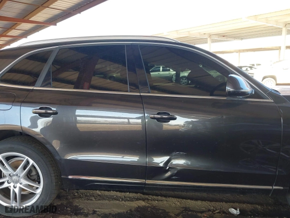 2015 Audi Q5 Premium with VIN WA1CFAFP1FA136866, listed as a IAAI auction lot 41677637 with 1 mi miles. Bid and sale history available at carsss.com. Image 13.