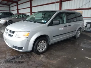 2008 Dodge Grand Caravan SE z VIN 2D8HN44H98R116389, wystawiony jako IAAI lot #42228749 z przebiegiem 187 378 mil mil oraz . Historia ofert i sprzedaży dostępna na DreamBid. Obrazek 2.