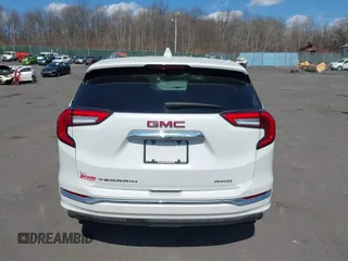 2024 GMC Terrain Denali with VIN 3GKALXEG7RL199997, listed as a IAAI auction lot 41856307 with 5,576 mi miles. Bid and sale history available at carsss.com. Image 16.