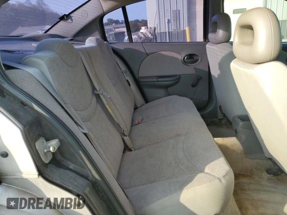 2004 Saturn ION ION 1 z VIN 1G8AG52F44Z127750, wystawiony jako Copart lot #75961964 z przebiegiem 104 567 mil mil oraz Szkoda całkowita • Salvage title. Historia ofert i sprzedaży dostępna na DreamBid. Obrazek 10.