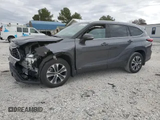 2022 Toyota Highlander Hybrid XLE z VIN 5TDGBRCH3NS550392, wystawiony jako Copart lot #83393574 z przebiegiem Nie podano mil oraz Szkoda całkowita • Salvage title. Historia ofert i sprzedaży dostępna na DreamBid. Obrazek 1.