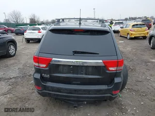 2011 Jeep Grand Cherokee Laredo with VIN 1J4RR4GGXBC511475, listed as a IAAI auction lot 41554620 with 164,361 mi miles. Bid and sale history available at carsss.com. Image 16.
