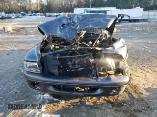 2002 Dodge Dakota with VIN 1B7FL16X52S557179, listed as a Copart auction lot 42221125 with 176,537 mi miles and Salvage Title. Bid and sale history available at carsss.com. Image 5.