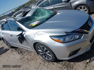 2017 Nissan Altima 2.5 SR with VIN 1N4AL3AP2HC159322, listed as a IAAI auction lot 41862911 with 112,939 mi miles. Bid and sale history available at carsss.com. Image 1.