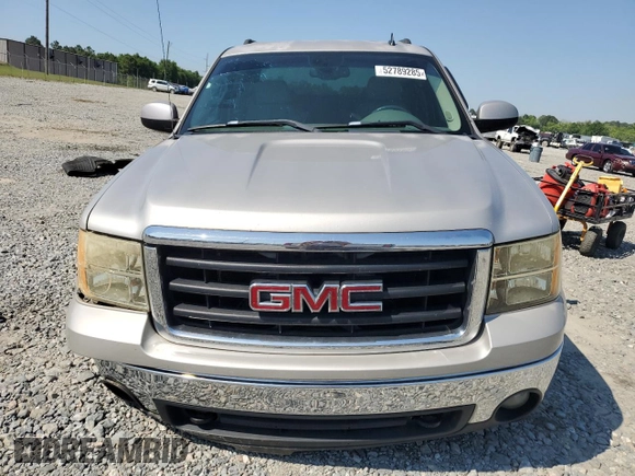 2008 GMC Sierra 1500 SLE1 z VIN 2GTEC130481194613, wystawiony jako Copart lot #52789285 z przebiegiem 176 815 mil mil oraz Szkody całkowita. Historia ofert i sprzedaży dostępna na DreamBid. Obrazek 5.