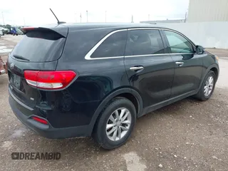 2016 Kia Sorento LX with VIN 5XYPG4A38GG107974, listed as a IAAI auction lot 42113223 with 137,346 mi miles and . Bid and sale history available at DreamBid. Image 4.